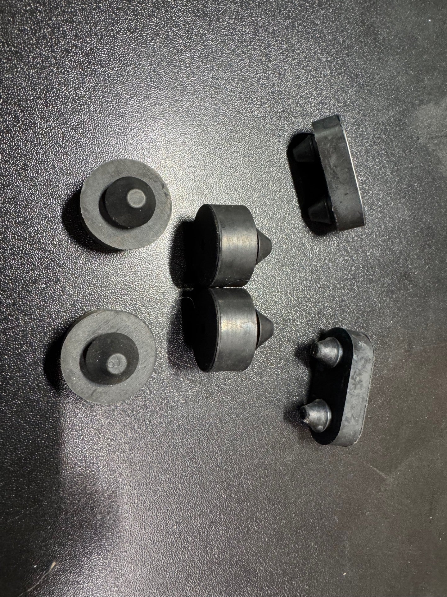 87-95 JEEP YJ WRANGLER HOOD TO FENDER & GRILL GROMMET KIT 4007541 4007504