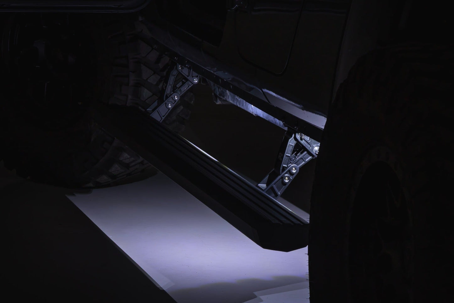 Power Running Boards | Jeep Gladiator JT 4WD (2020-2026) | ESR610530